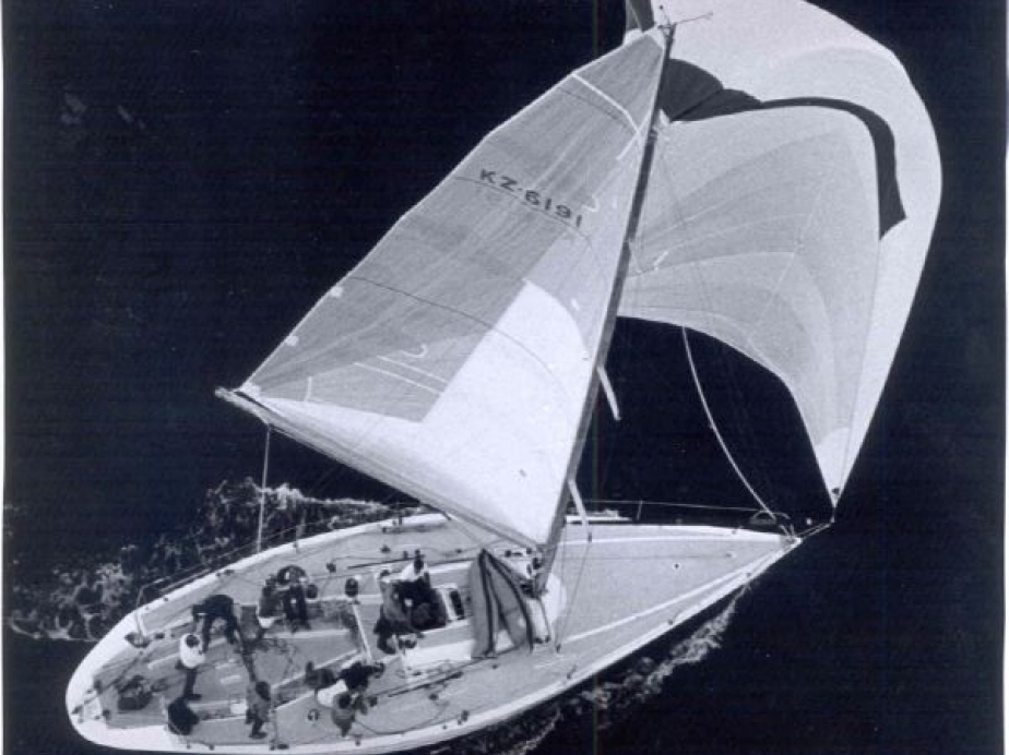 farr 44 sailboat