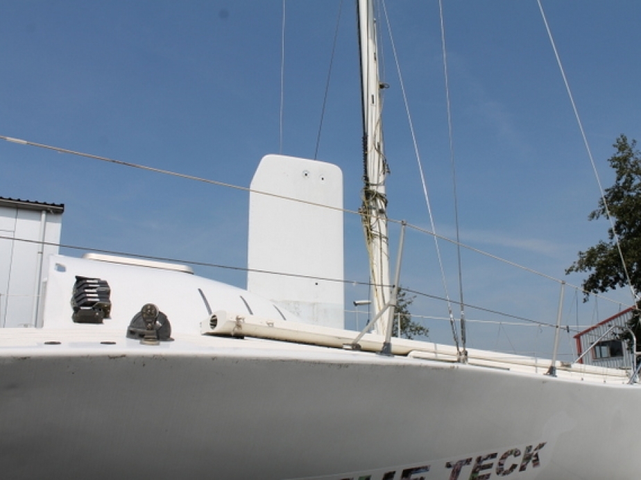 Open 30 shop sailboat for sale