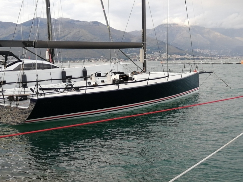 buy tp52 yacht