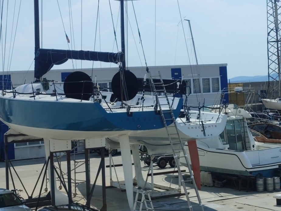 small monohull sailboat for sale