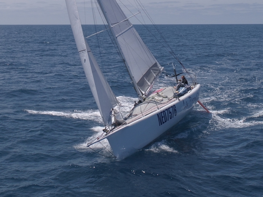 40 ft racing yacht